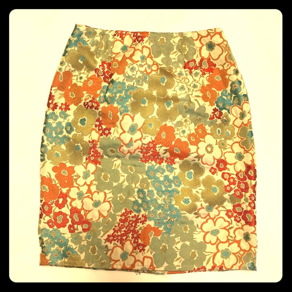 Tapestry Floral Skirt
